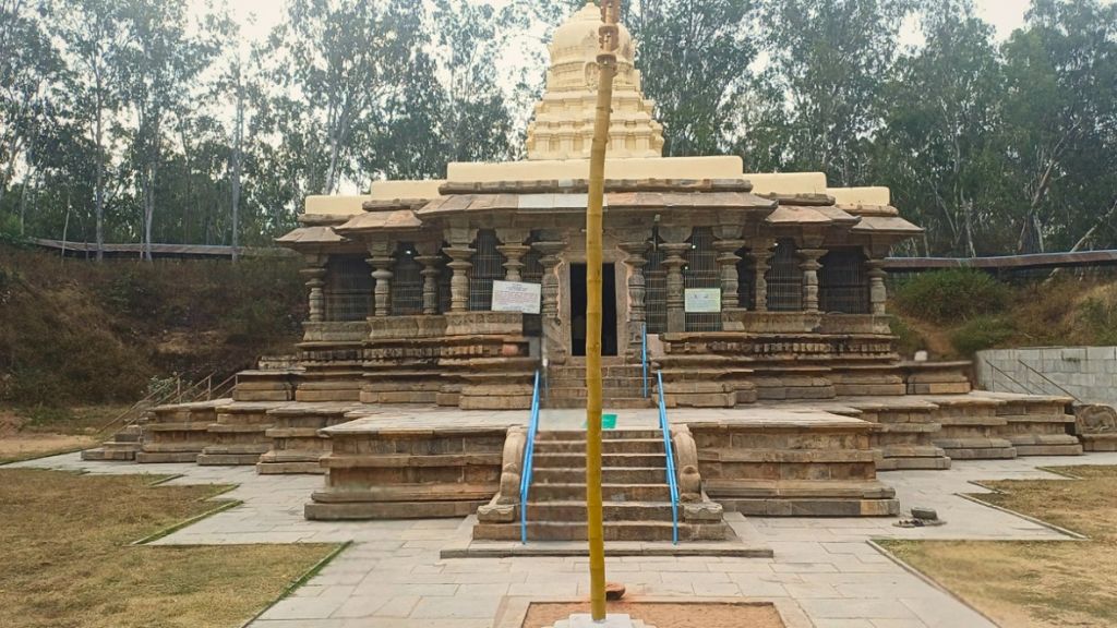 வேழக்காடுகளில் சோழம் (1)